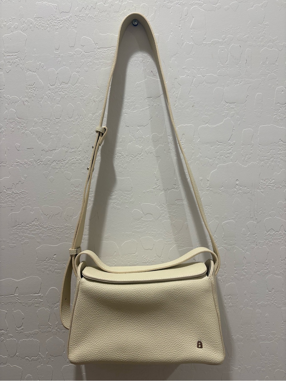 Cream Leather Shoulder Bag - Elegant Minimalist Crossbody